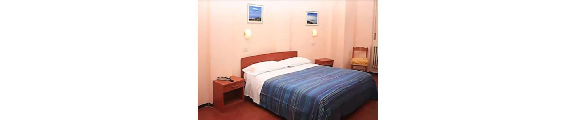 Hotel Mercurio Милано Екстериор снимка