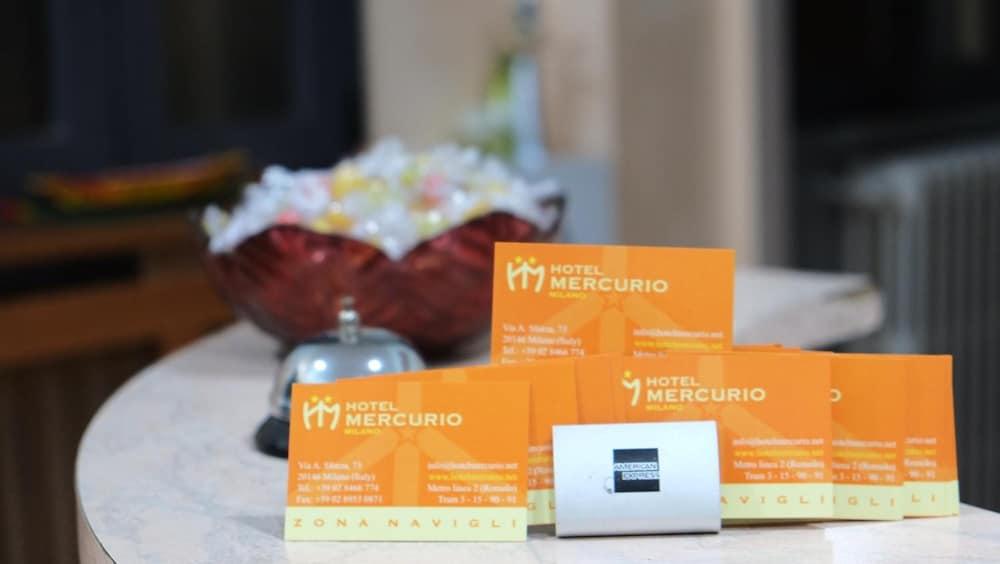 Hotel Mercurio Милано Екстериор снимка
