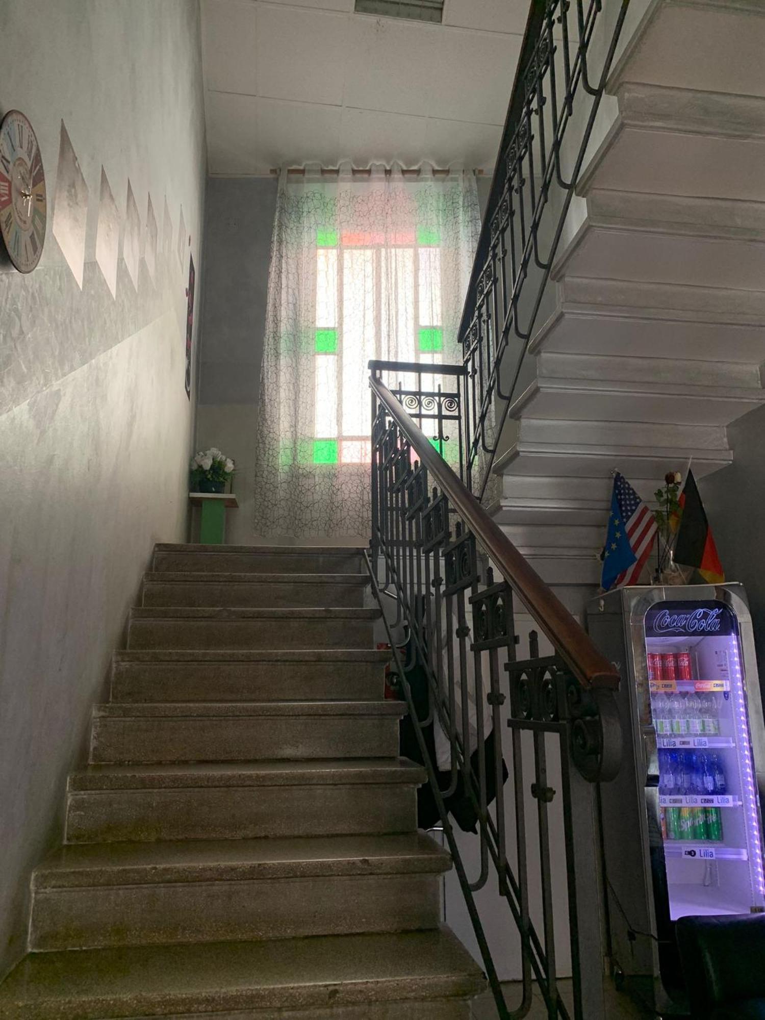 Hotel Mercurio Милано Екстериор снимка